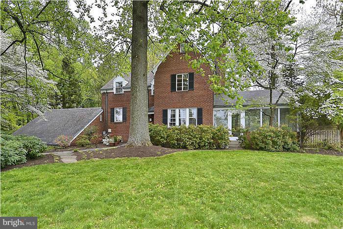 7124 Greentree Road Bethesda, MD 20817 - Photo 1 of 24 Exterior (Front)