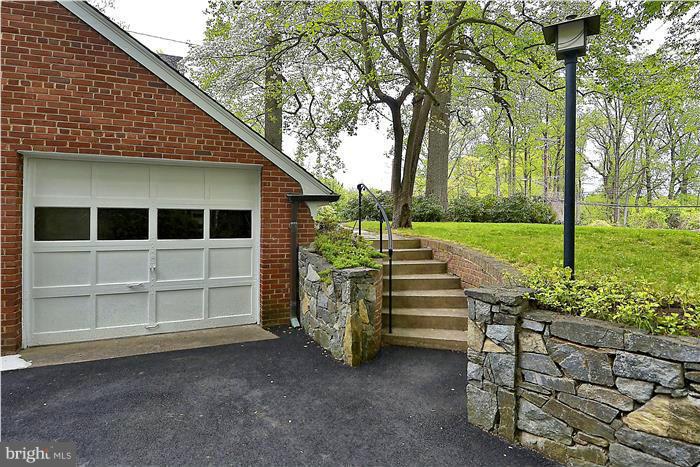 7124 Greentree Road Bethesda, MD 20817 - Photo 23 of 24 Exterior (General)
