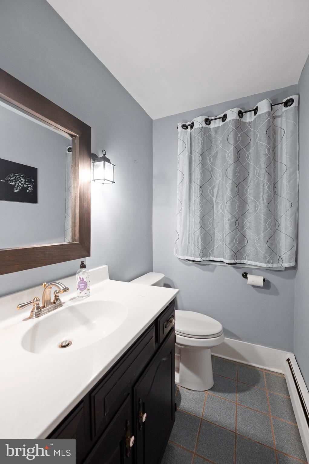 480 Highview Drive Wayne, PA 19087 - Photo 27 of 67 Updated powder room