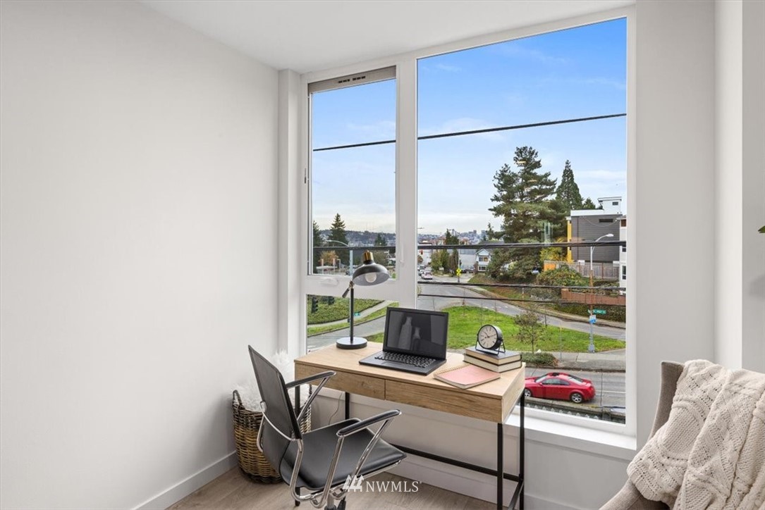 802 North 46th Street Seattle, WA 98103 - Photo 13 of 24 Gallery Image 13