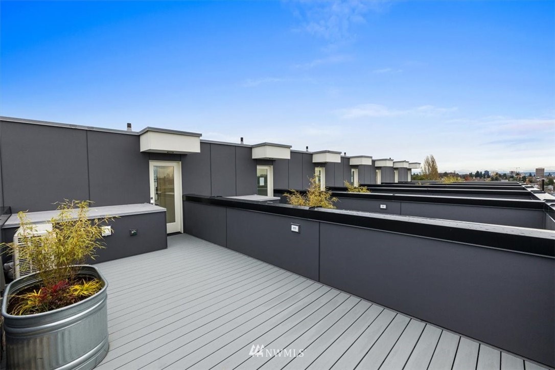 802 North 46th Street Seattle, WA 98103 - Photo 21 of 24 Gallery Image 21