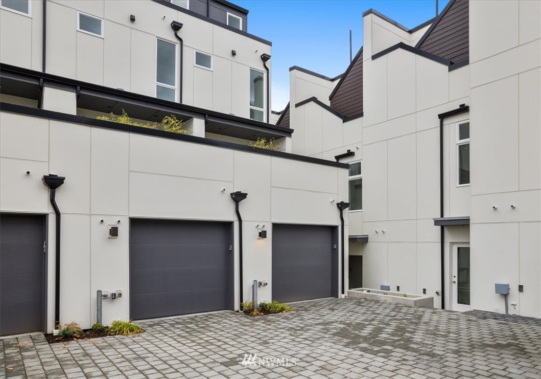 802 North 46th Street Seattle, WA 98103 - Photo 24 of 24 Gallery Image 24