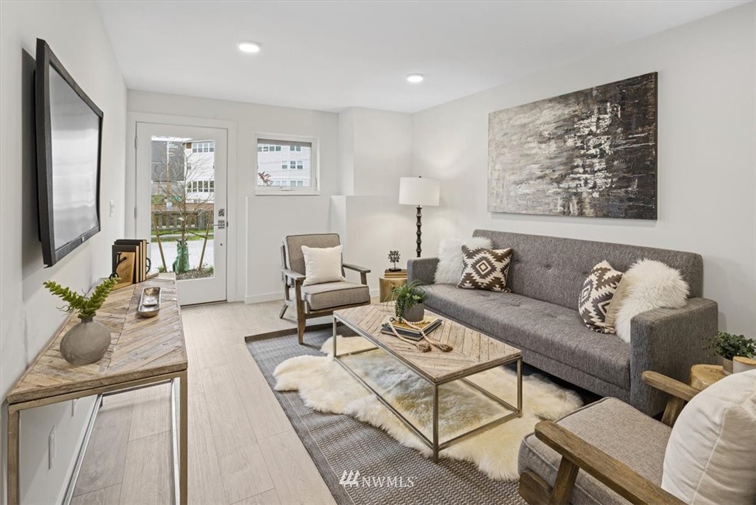 802 North 46th Street Seattle, WA 98103 - Photo 6 of 24 Gallery Image 6