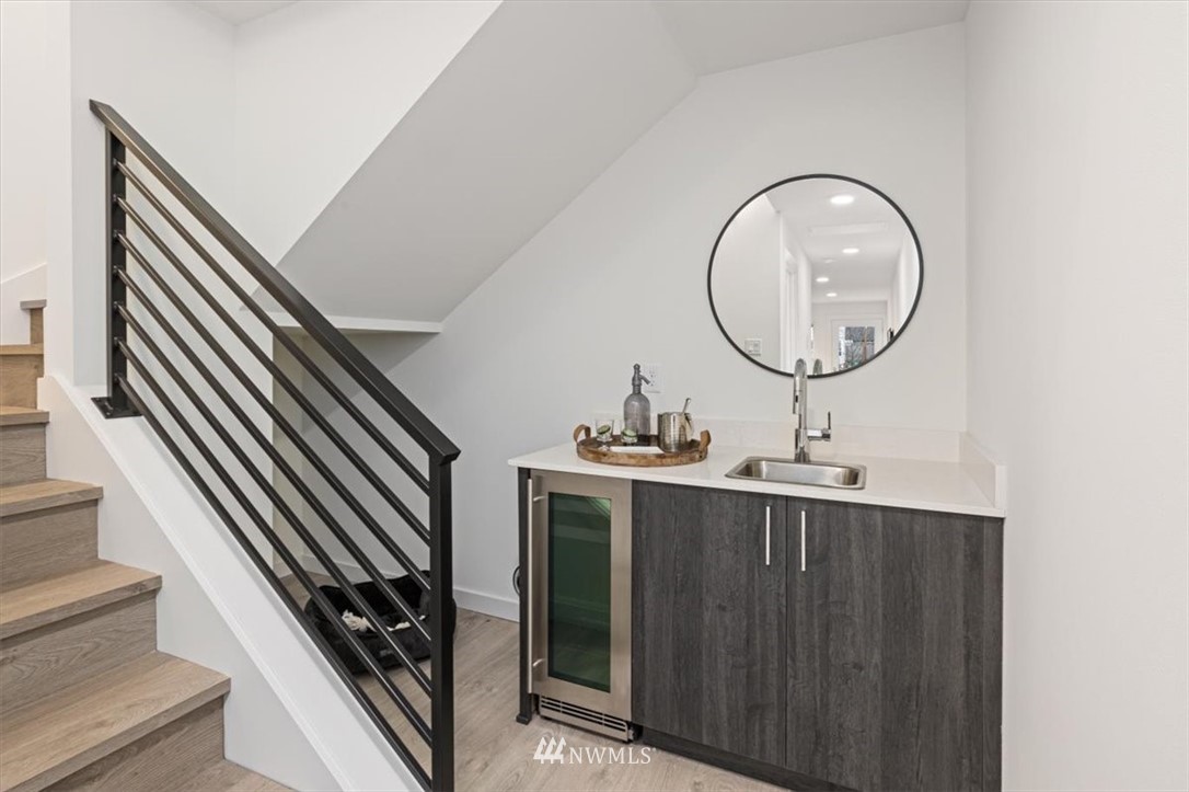 802 North 46th Street Seattle, WA 98103 - Photo 9 of 24 Gallery Image 9