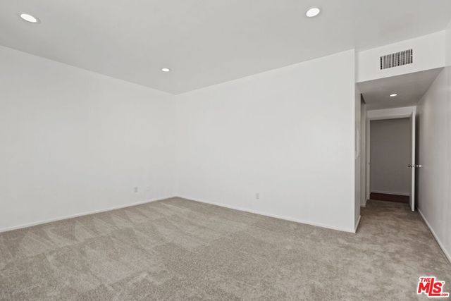 $4,295 | 809 South Gretna Green Way, Unit 304, Los Angeles, CA 90049