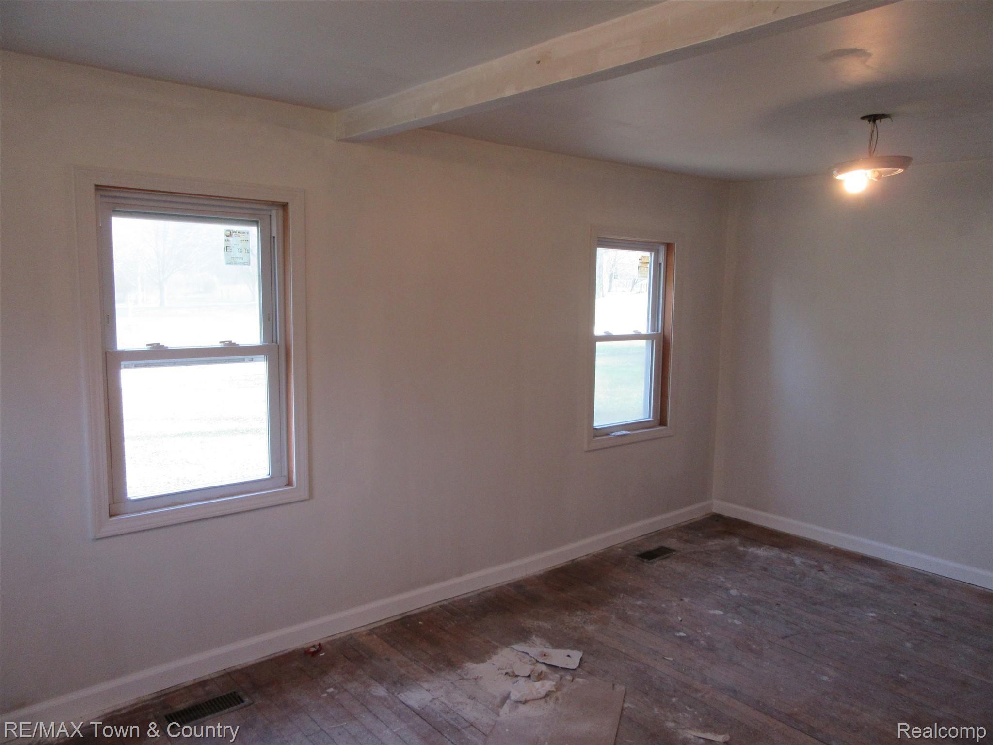 9063 Coldwater Road Flushing, MI 48433 - Photo 9 of 12 cold bed 11.JPG