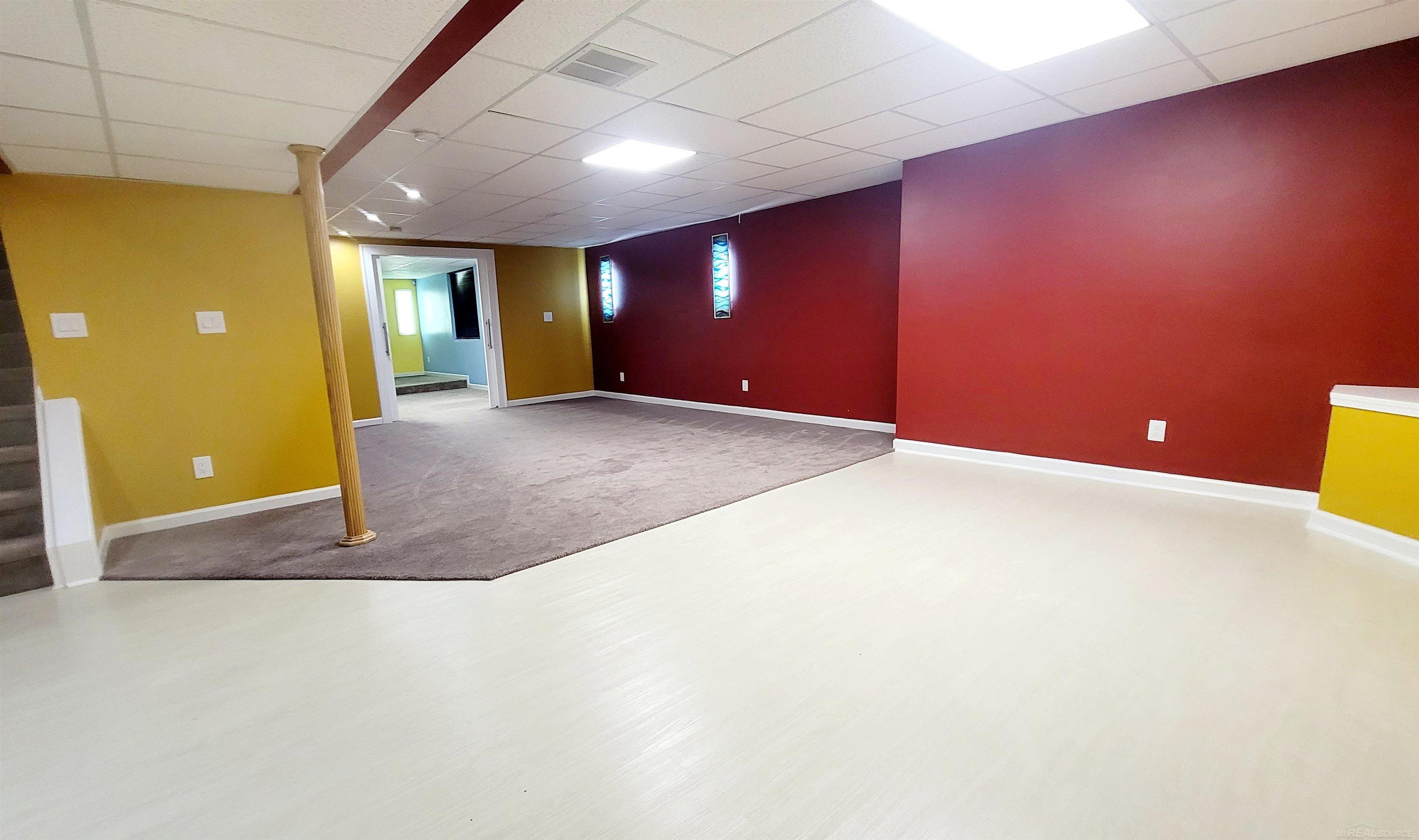 3691 Hogan Circle Rochester, MI 48307 - Photo 24 of 26 50083938-23.JPG
