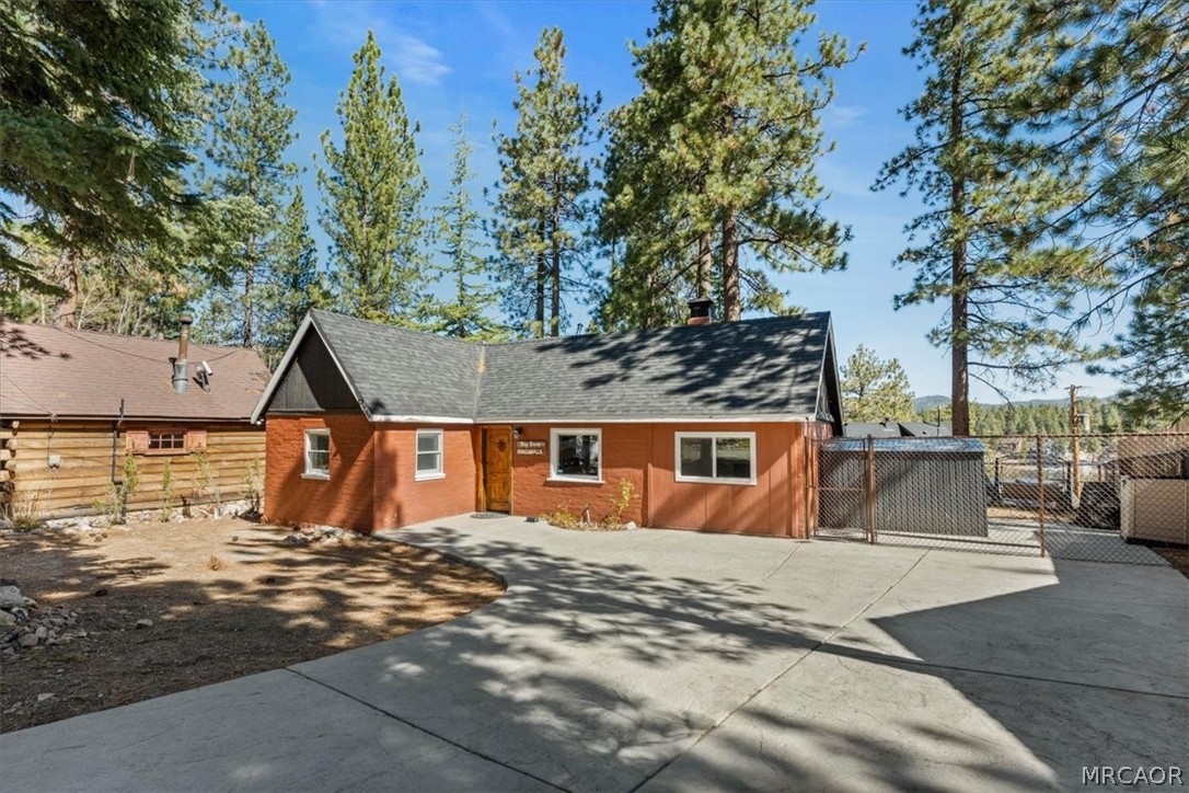 789 Rueda Lane Big Bear Lake, CA 92315 - Photo 4 of 38