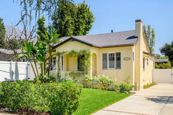 $4,200 | 3360 Glenrose Avenue, Altadena, CA 91001