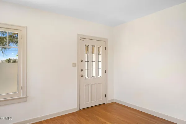 $4,200 | 3360 Glenrose Avenue, Altadena, CA 91001