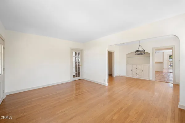 $4,200 | 3360 Glenrose Avenue, Altadena, CA 91001