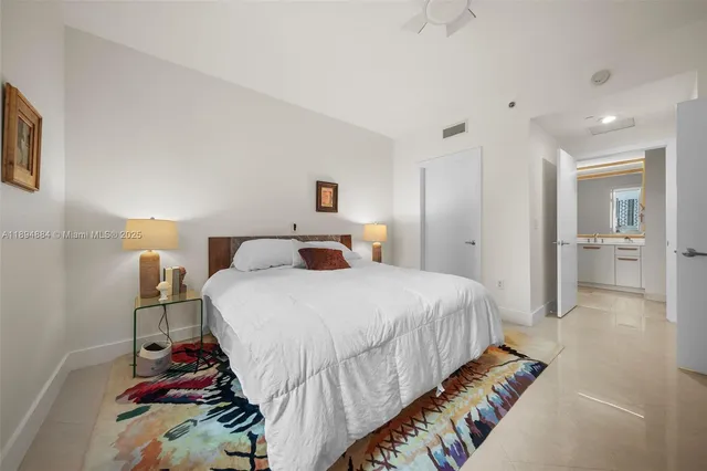 $470,000 | 1060 Brickell Avenue, Unit 1513, Miami, FL 33131