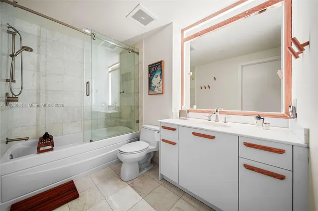 $470,000 | 1060 Brickell Avenue, Unit 1513, Miami, FL 33131