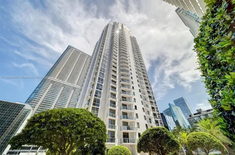 $470,000 | 1060 Brickell Avenue, Unit 1513, Miami, FL 33131
