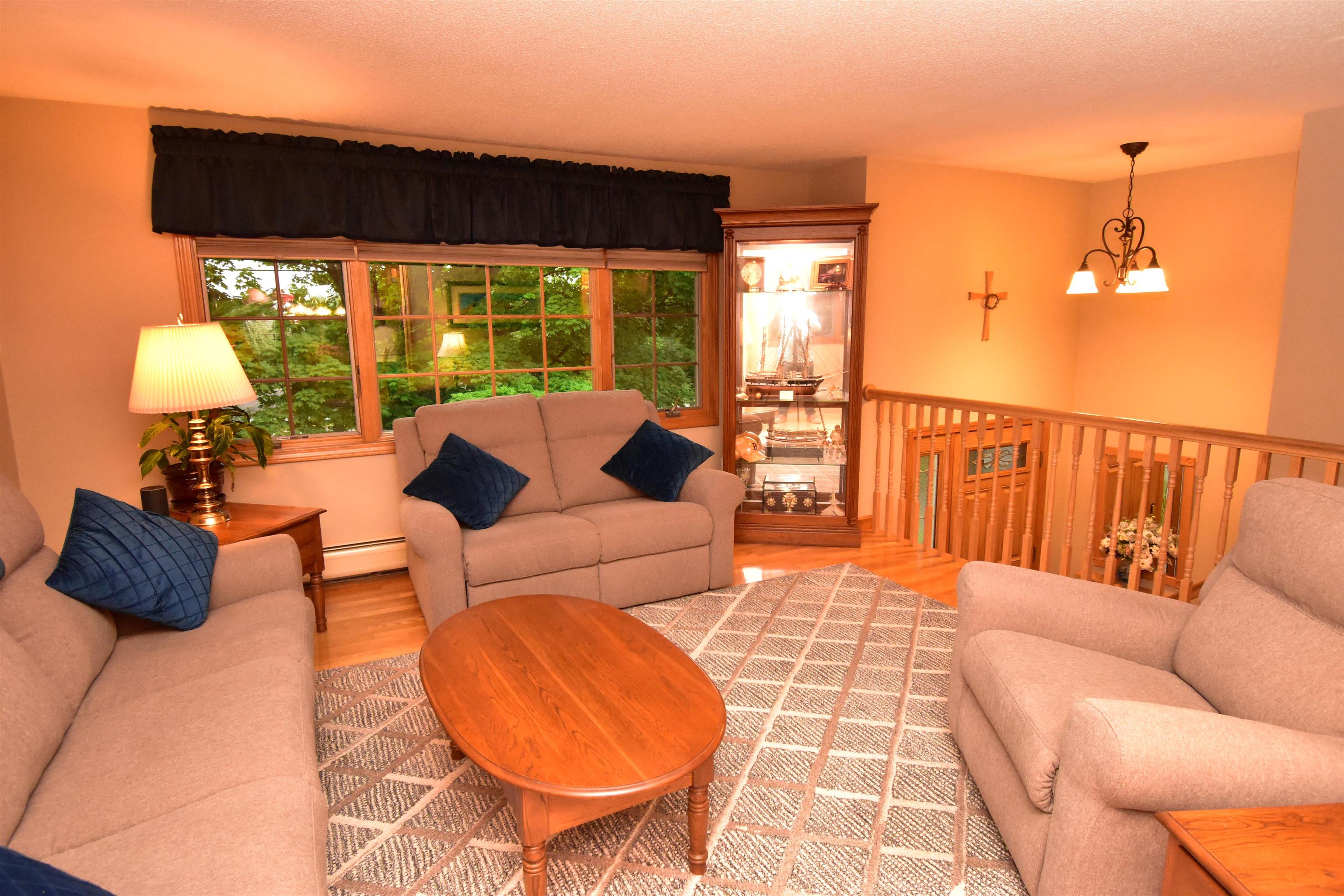 32 Lawrence Road Derry, NH 03038 - Photo 15 of 40