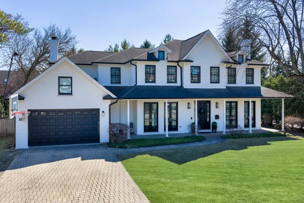 $2,100,000 | 1045 Woodlawn Road, Glenview, IL 60025