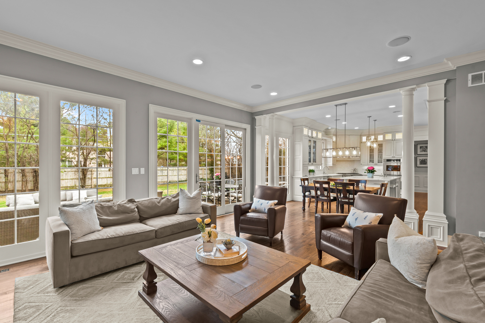 1045 Woodlawn Road Glenview, IL 60025 - Photo 13 of 47