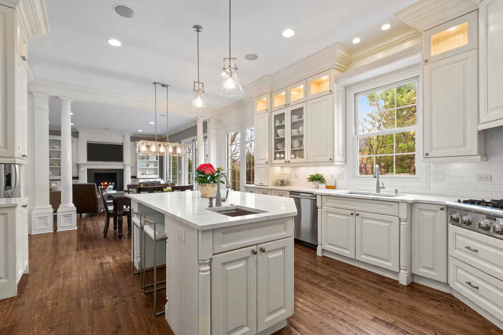 1045 Woodlawn Road Glenview, IL 60025 - Photo 15 of 47