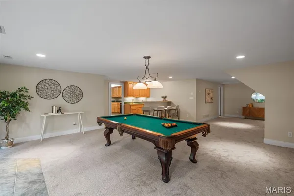 $1,370,000 | 17702 Horse Creek Court, Chesterfield, MO 63005