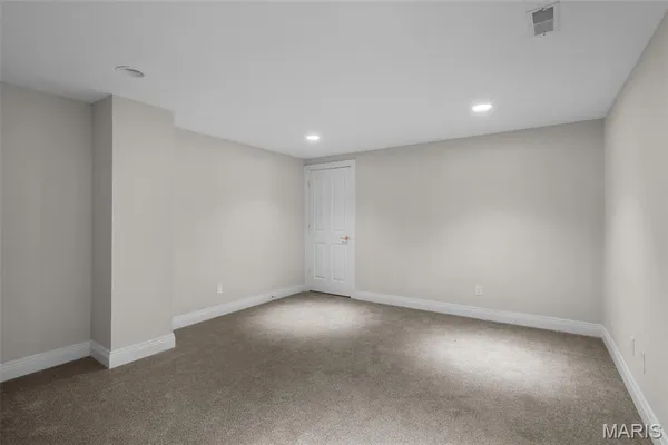 $1,370,000 | 17702 Horse Creek Court, Chesterfield, MO 63005