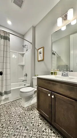 $624,900 | 10971 38th Court North, Lake Elmo, MN 55042