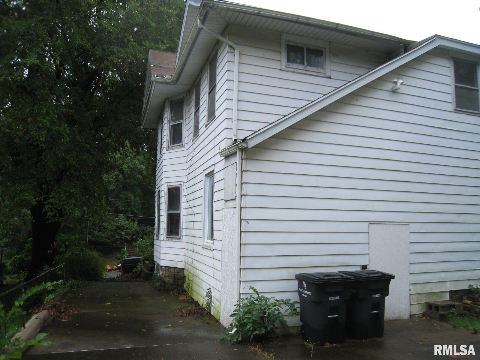 926 43rd Street Rock Island, IL 61201 - Photo 30 of 34