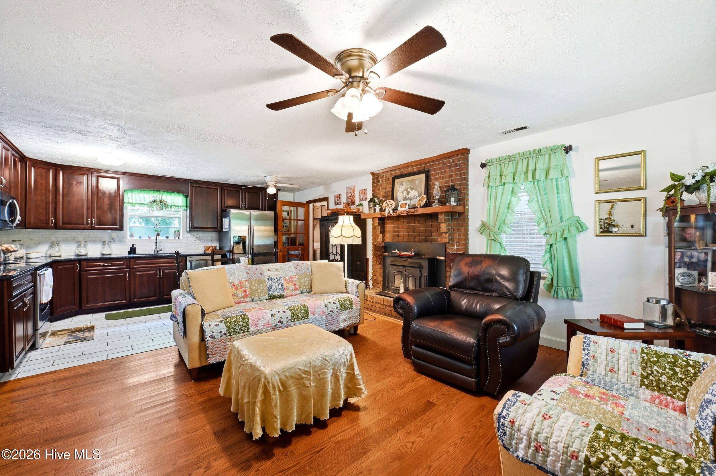 3984 Beattys Bridge Road Atkinson, NC 28421 - Photo 11 of 49 10_3984_beattys_bridge_rd_010