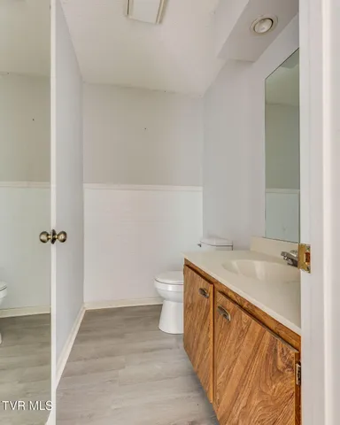 $205,000 | 605 Redstone Drive, Unit 28, Bristol, TN 37620