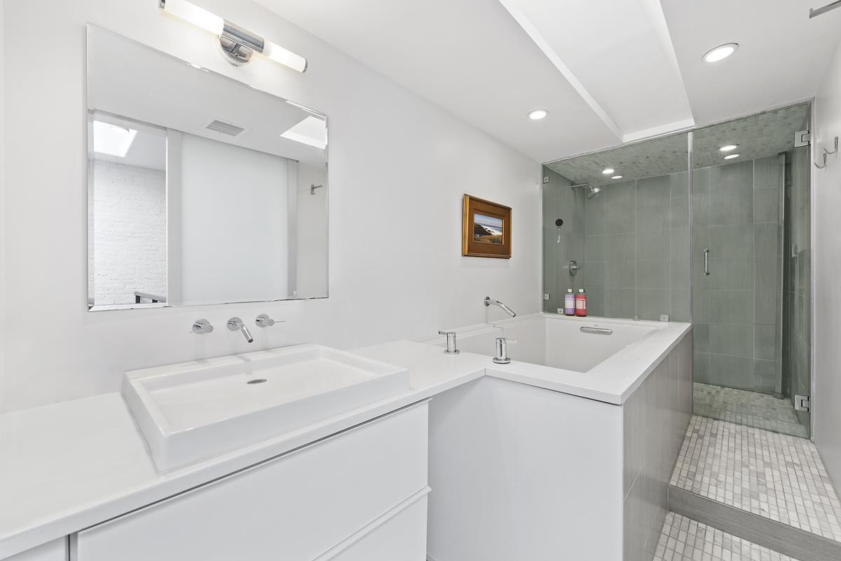 22 West 120th Street Manhattan, NY 10027 - Photo 8 of 21 Gallery Image 8