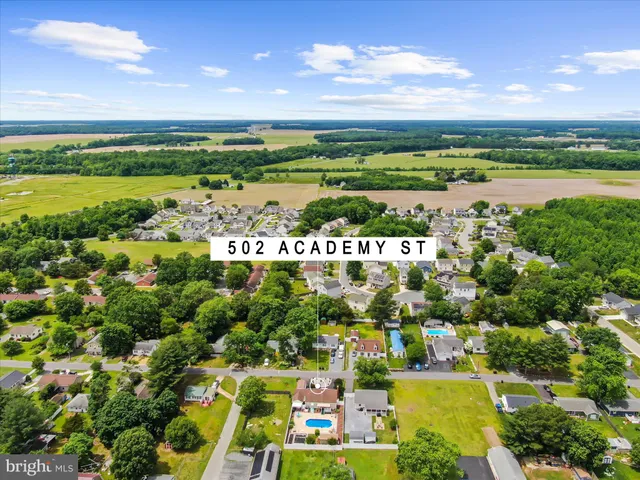 $385,000 | 502 Academy Street, Greensboro, MD 21639