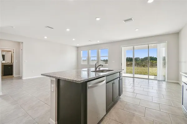 $3,150 | 3827 Sunny Spring Street, Plant City, FL 33565