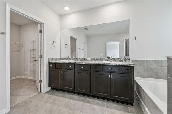 $3,150 | 3827 Sunny Spring Street, Plant City, FL 33565