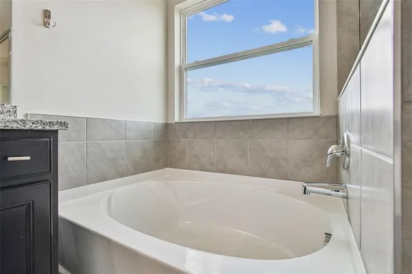 $3,150 | 3827 Sunny Spring Street, Plant City, FL 33565