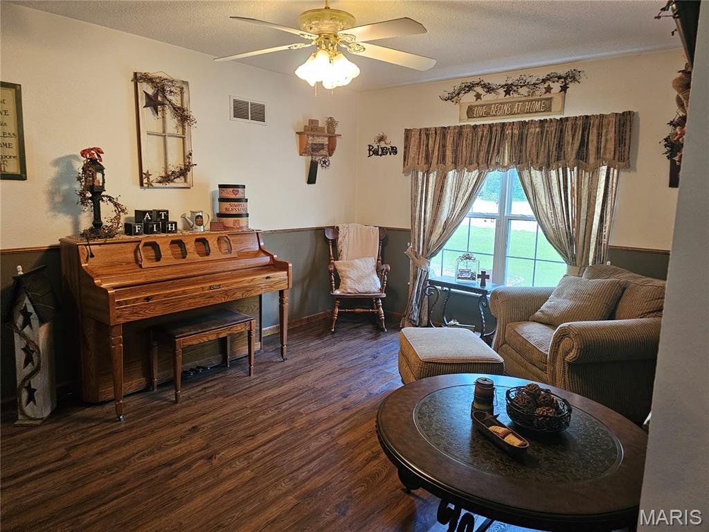 405 South 3rd Street Percy, IL 62272 - Photo 6 of 31