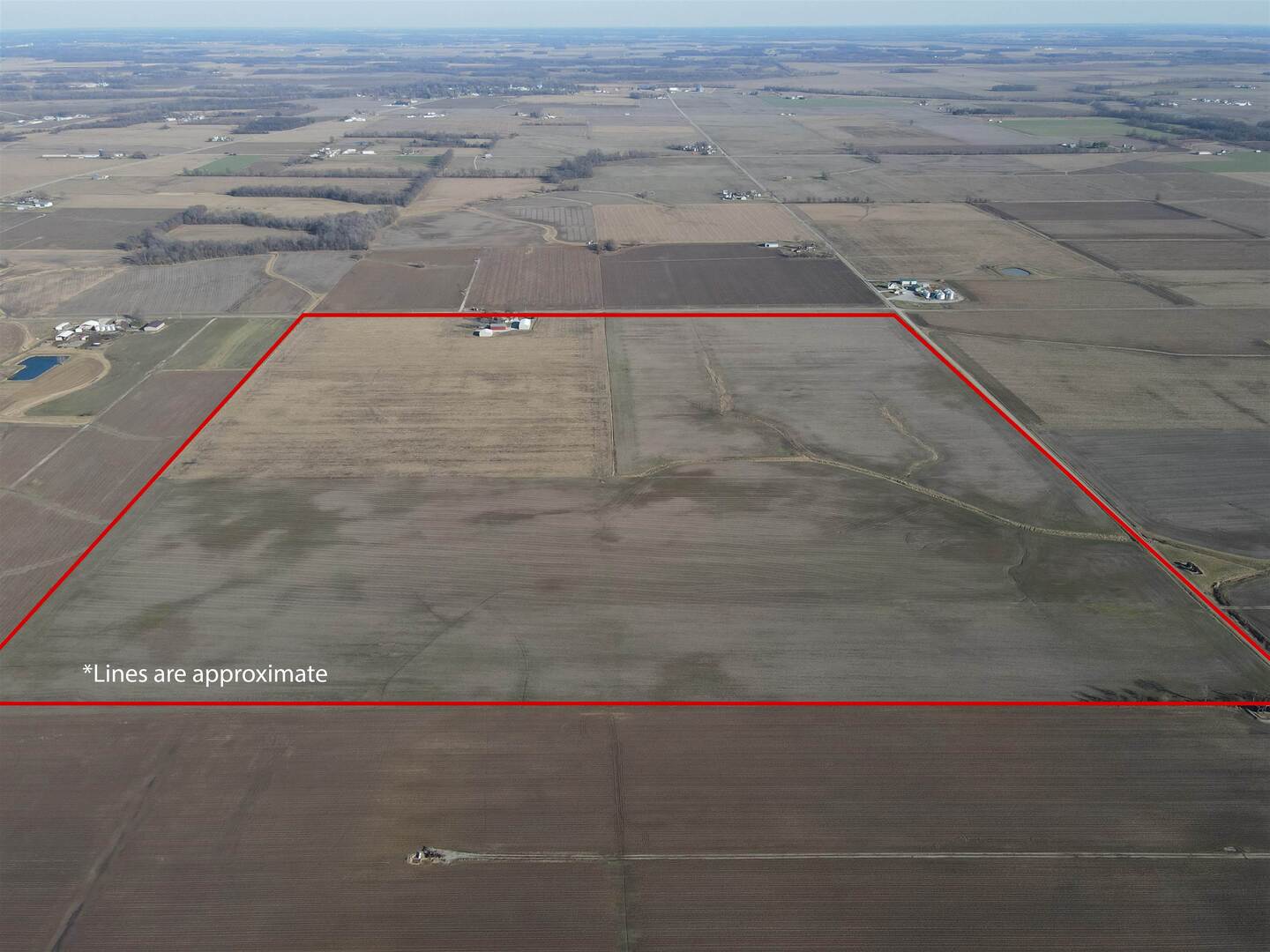 5317 North 1600th Street Newton, IL 62448 - Photo 2 of 63 a view of a bath room