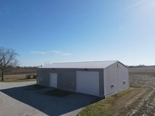 $2,000,000 | 5317 North 1600th Street, Newton, IL 62448