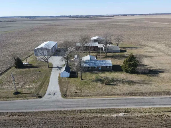 $2,000,000 | 5317 North 1600th Street, Newton, IL 62448