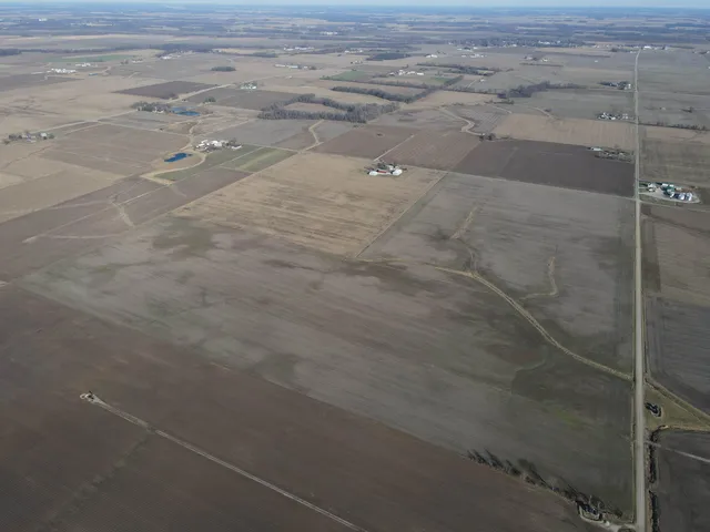 $2,000,000 | 5317 North 1600th Street, Newton, IL 62448