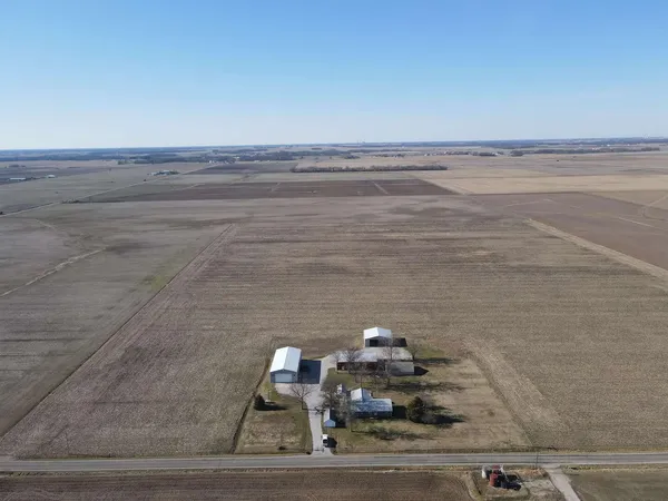 $2,000,000 | 5317 North 1600th Street, Newton, IL 62448