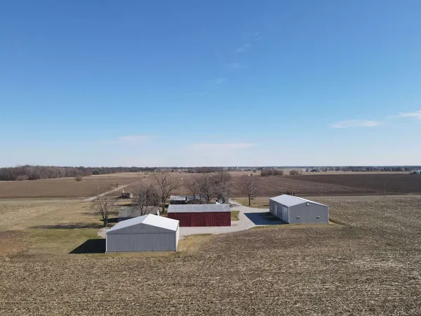 $2,000,000 | 5317 North 1600th Street, Newton, IL 62448