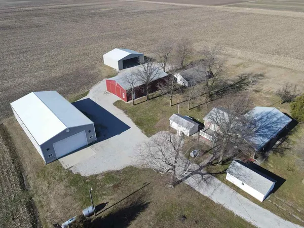 $2,000,000 | 5317 North 1600th Street, Newton, IL 62448