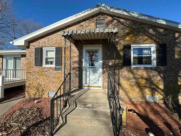 $2,000,000 | 5317 North 1600th Street, Newton, IL 62448