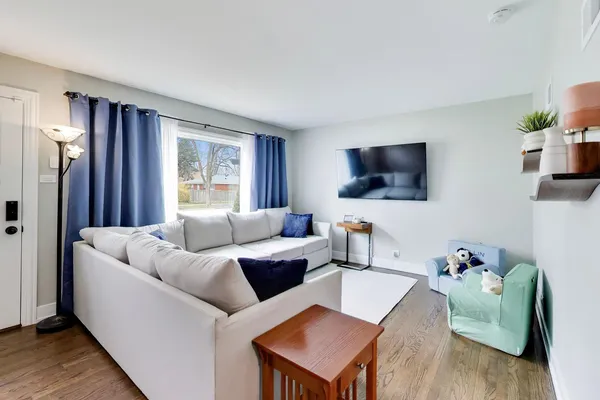 $505,000 | 321 South Gilbert Avenue, La Grange, IL 60525