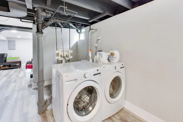 $505,000 | 321 South Gilbert Avenue, La Grange, IL 60525