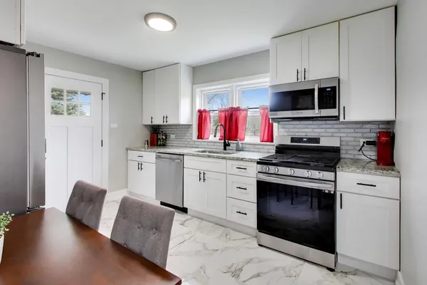 $505,000 | 321 South Gilbert Avenue, La Grange, IL 60525