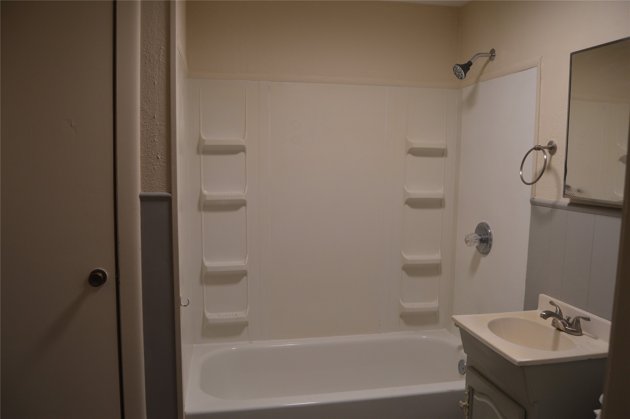 110 Cedar Street Highlands, TX 77562 - Photo 5 of 22