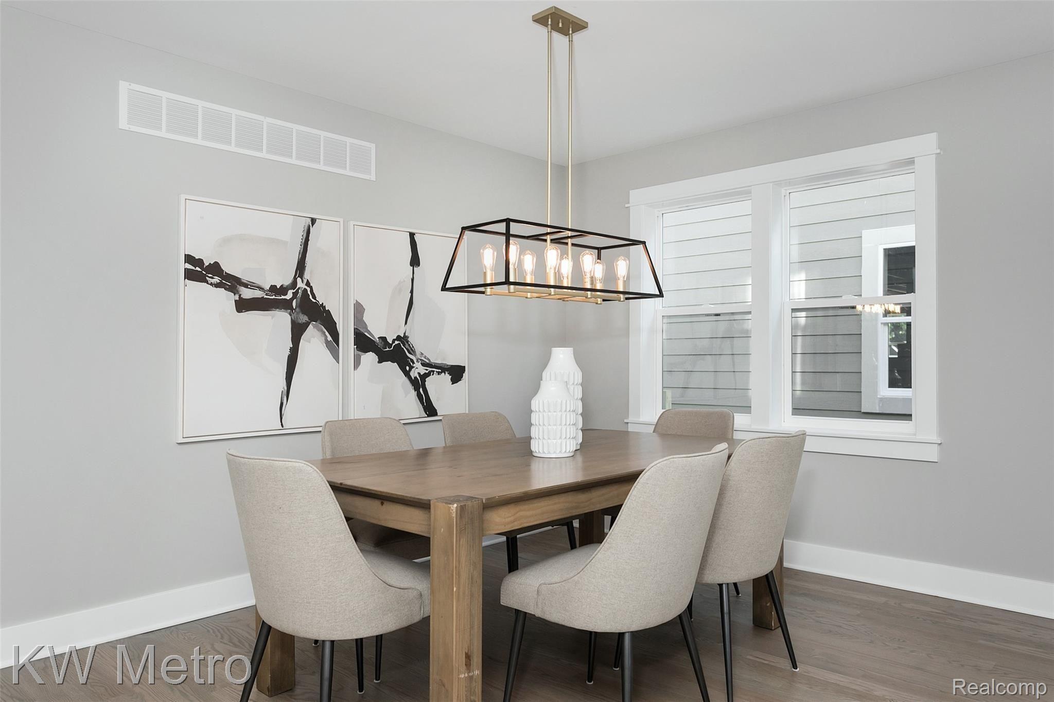 4107 Highfield Road Royal Oak, MI 48073 - Photo 9 of 43 Highfield-7.jpg