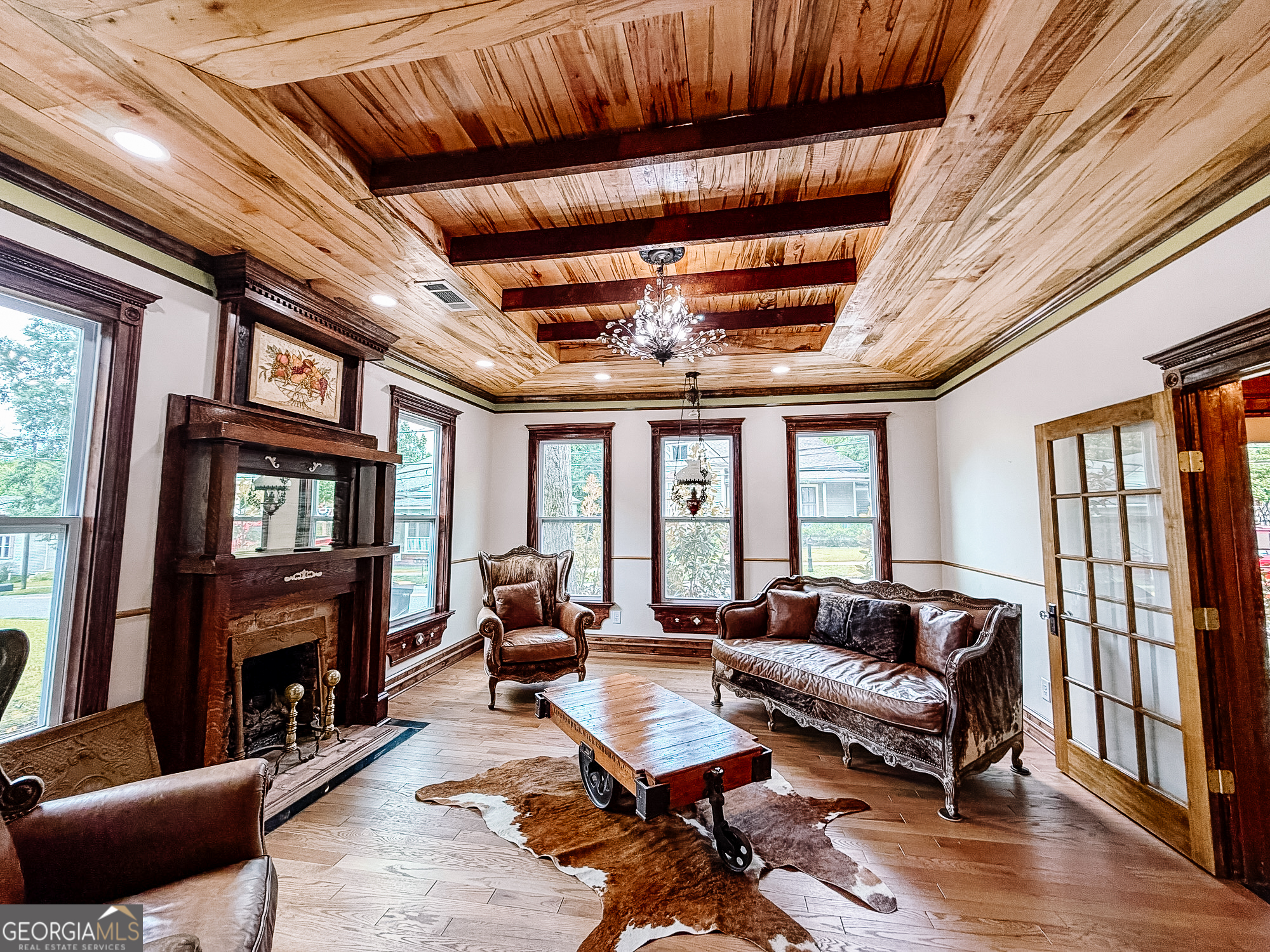 68 Spring Street Newnan, GA 30263 - Photo 8 of 33