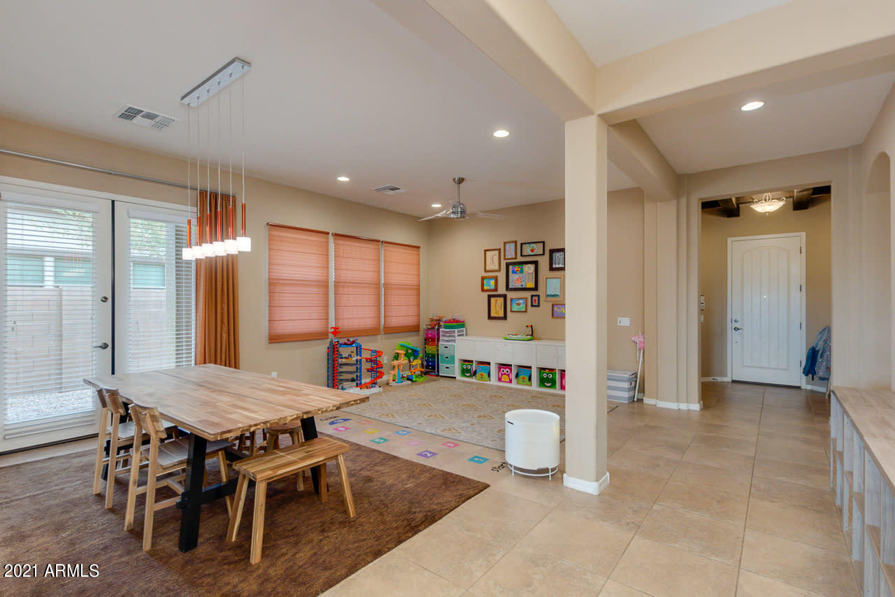 17978 West Agave Road Goodyear, AZ 85338 - Photo 11 of 50 Listing_618955_Photo_11