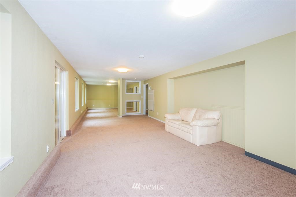 3130 Rocky Point Road Northwest Bremerton, WA 98312 - Photo 15 of 18 Gallery Image 15